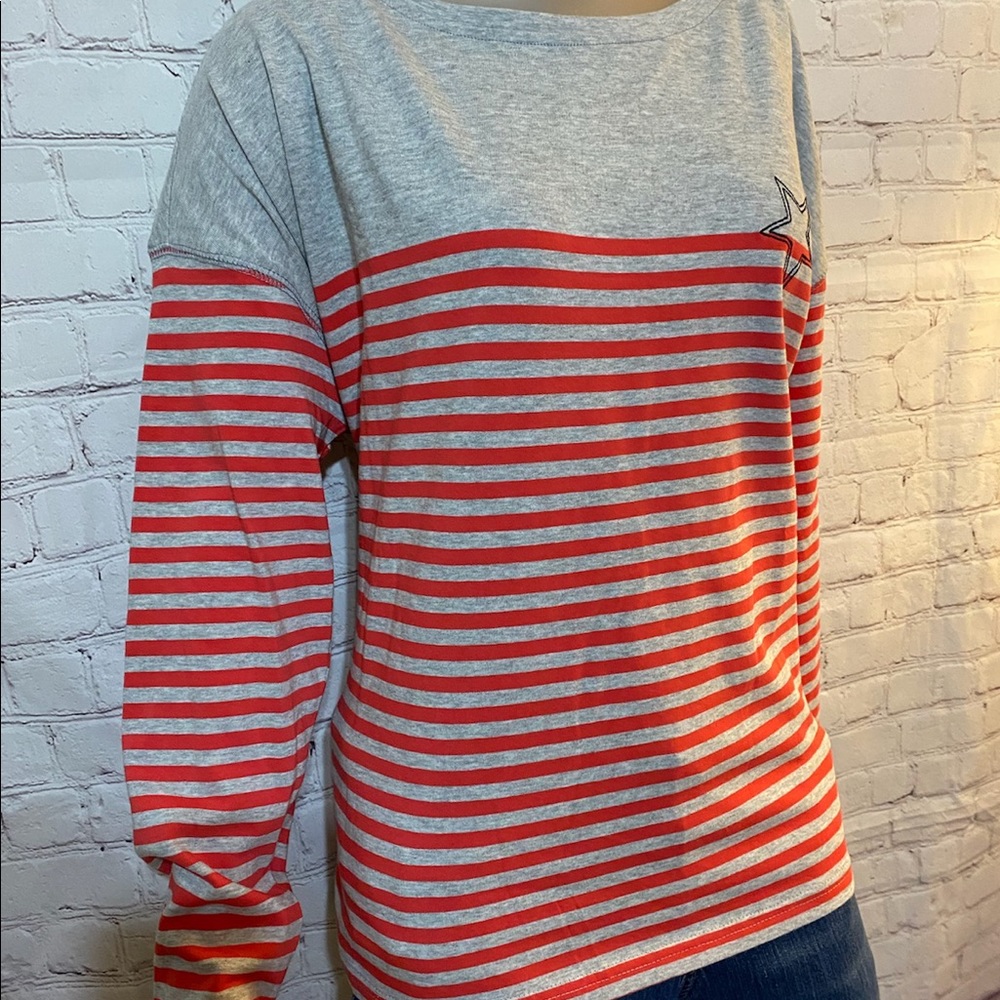 Sweater - Picture 2 of 7